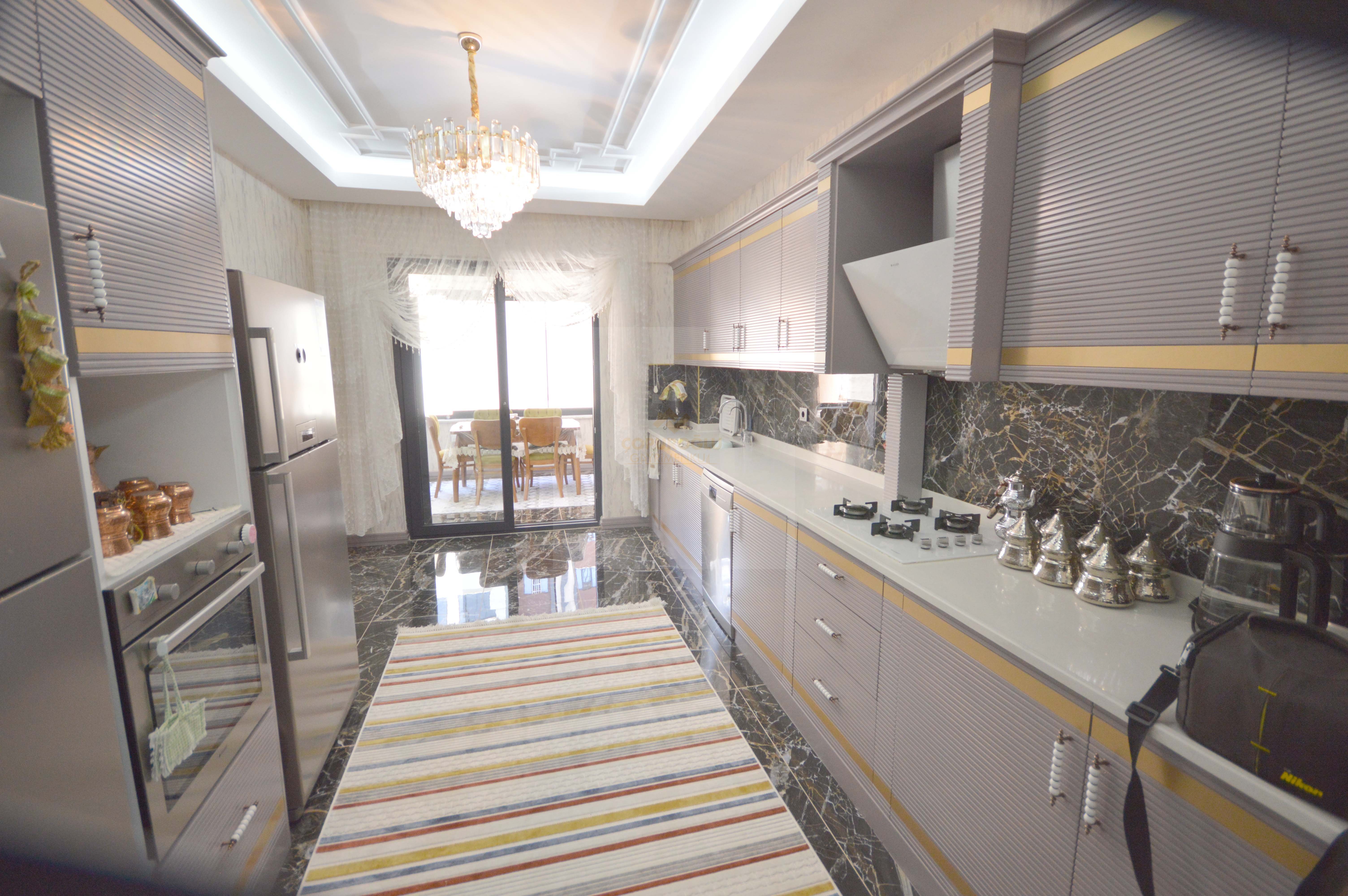 BEŞTEPE'DE MASRAFSIZ ARAKAT KATBAHÇELİ 3.5+1 DAİRE FIRSATI !!!!